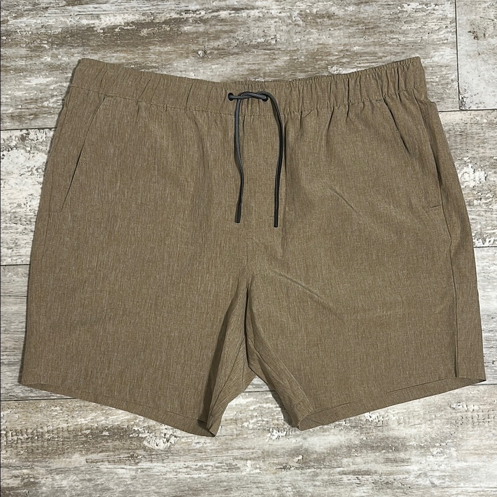 Eddie Bauer Tan Pull-on Short